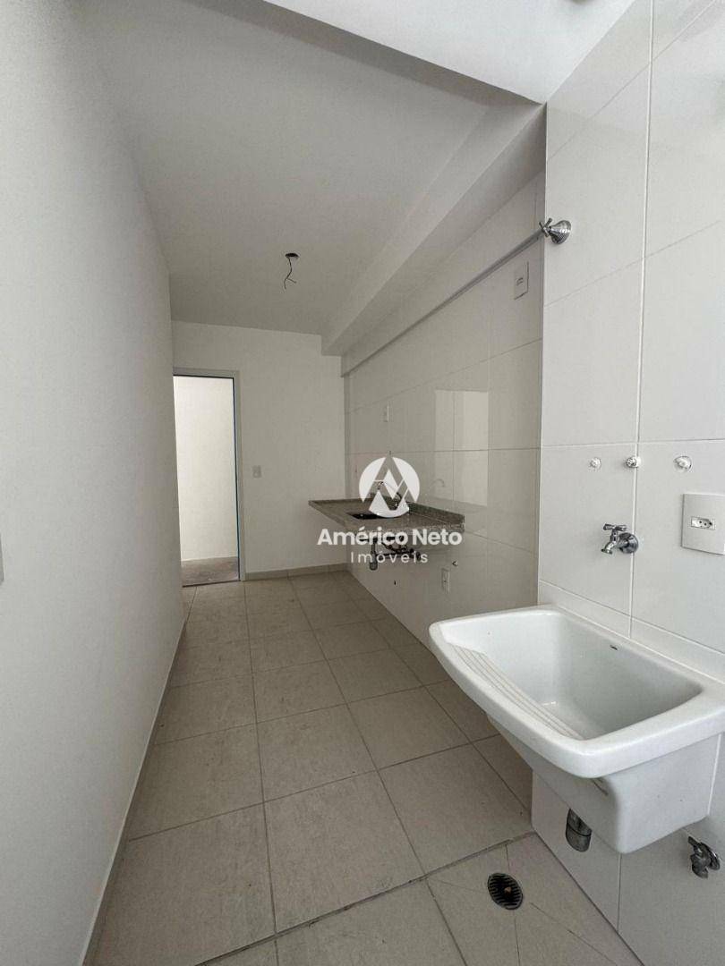 Apartamento à venda com 2 quartos, 67m² - Foto 19