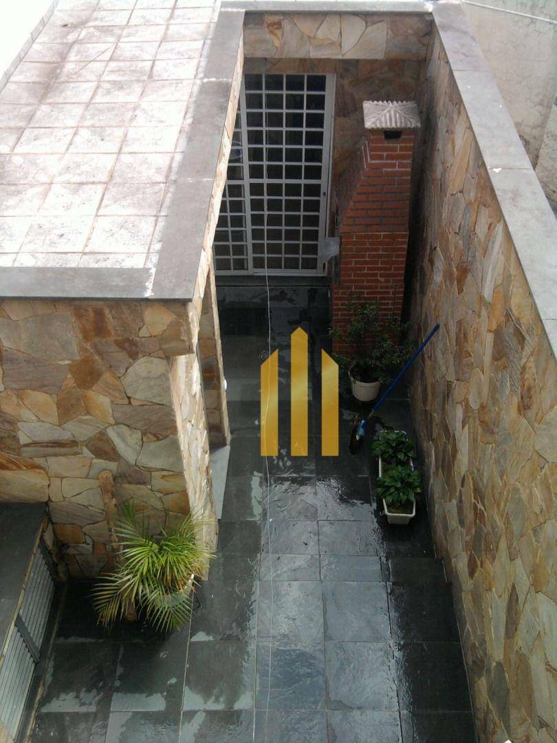 Sobrado à venda com 3 quartos, 140m² - Foto 9