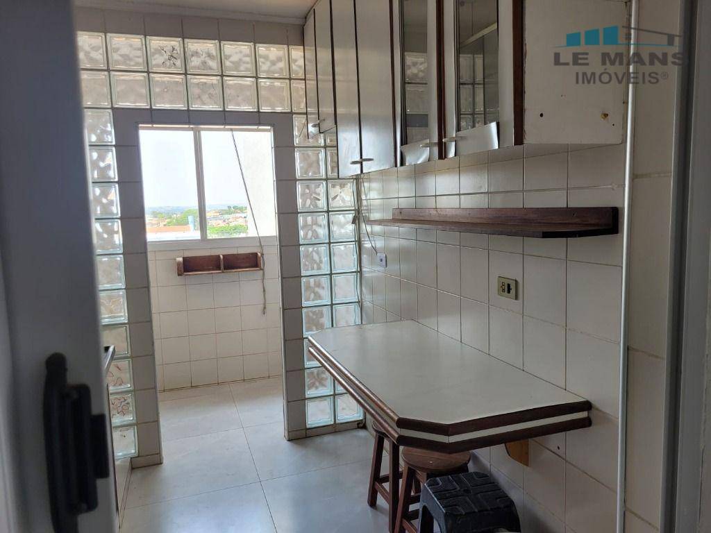 Apartamento à venda com 3 quartos, 82m² - Foto 10