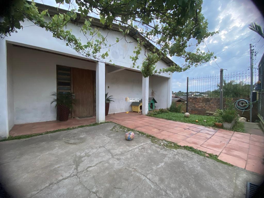 Casa à venda com 4 quartos, 100m² - Foto 2