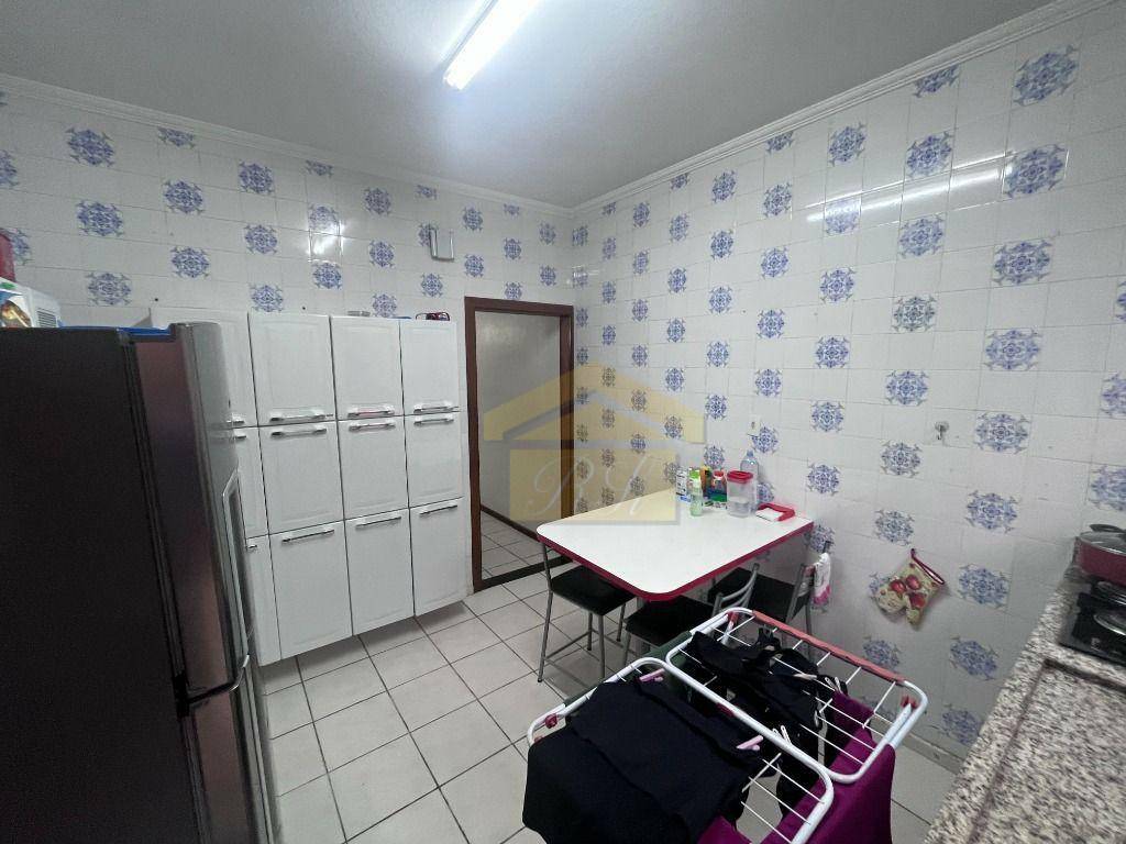 Sobrado à venda com 2 quartos, 110m² - Foto 8