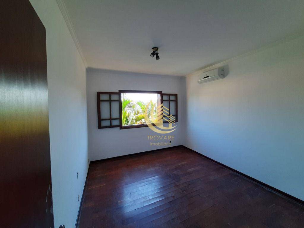 Casa de Condomínio à venda e aluguel com 4 quartos, 320m² - Foto 2