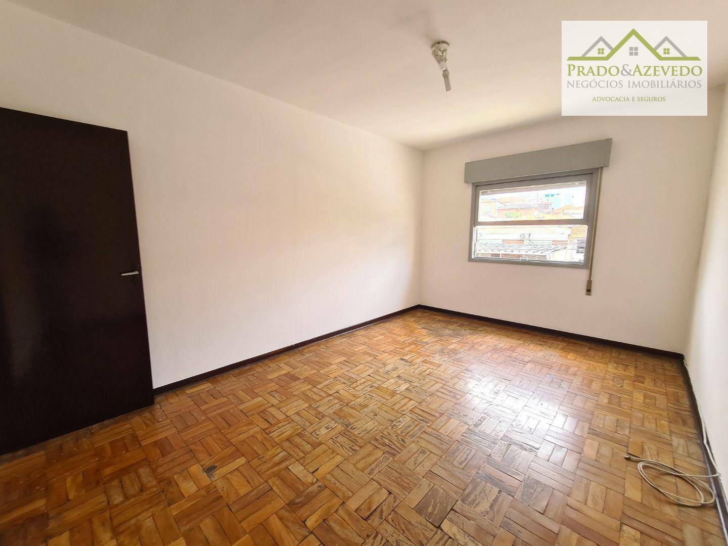 Casa para alugar com 3 quartos, 207m² - Foto 8