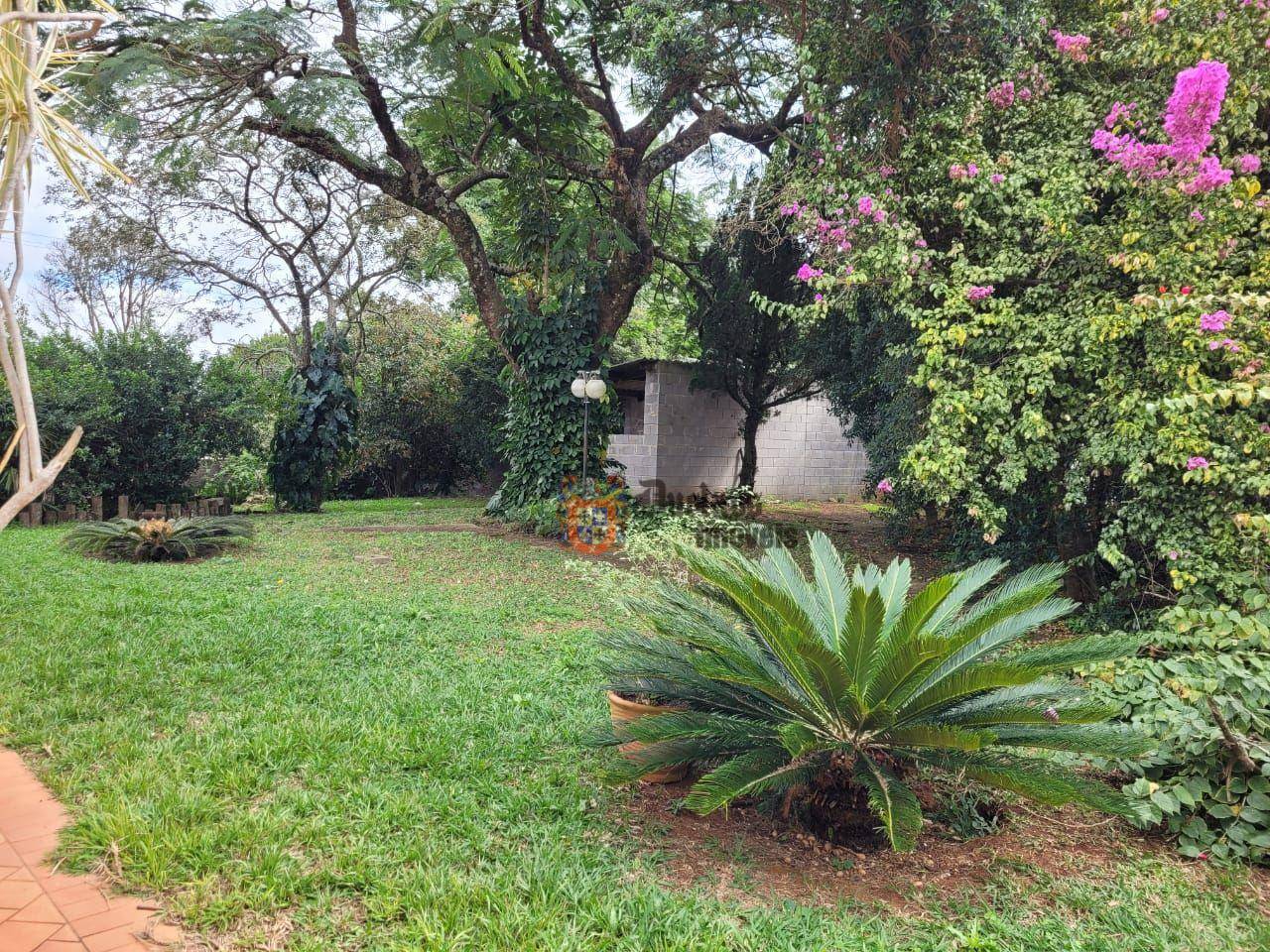 Chácara, 4 quartos, 2000 m² - Foto 2