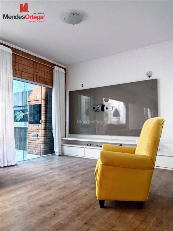 Casa à venda com 2 quartos, 125m² - Foto 4