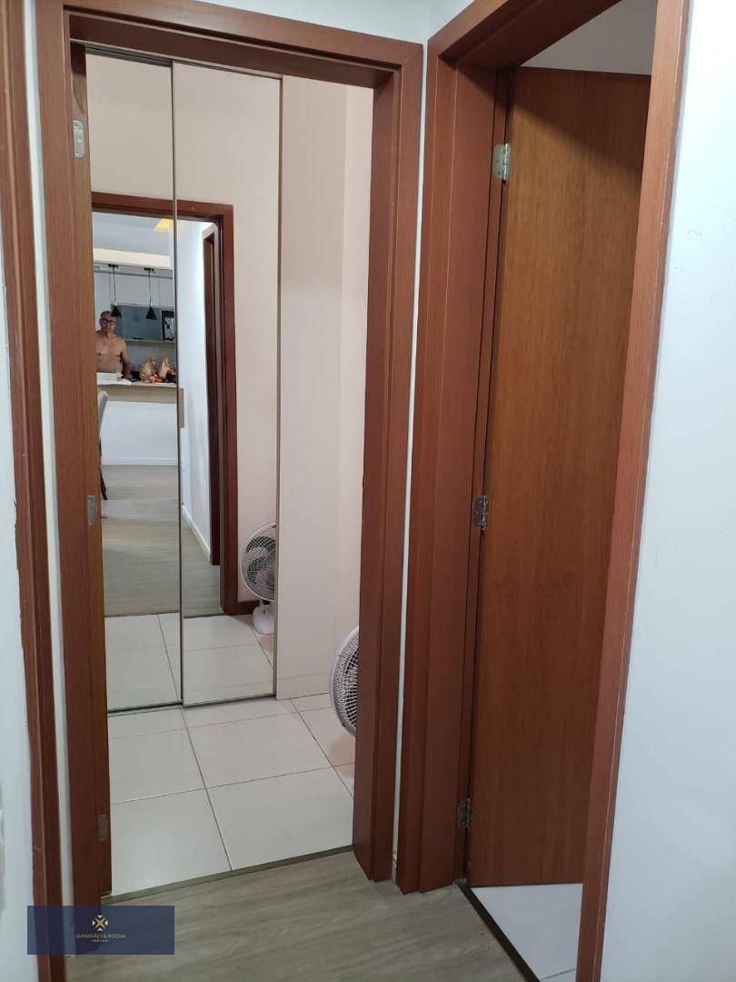 Apartamento à venda com 2 quartos, 98m² - Foto 10