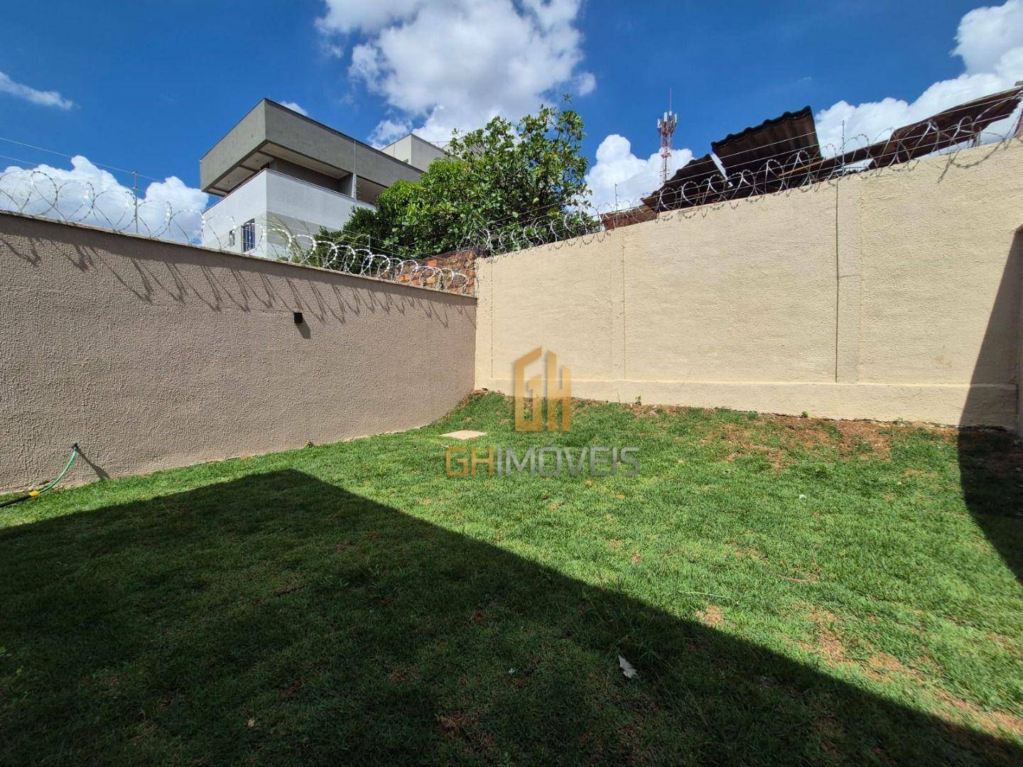 Casa à venda com 3 quartos, 132m² - Foto 13