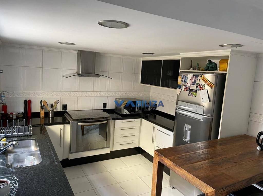 Sobrado à venda com 3 quartos, 245m² - Foto 16