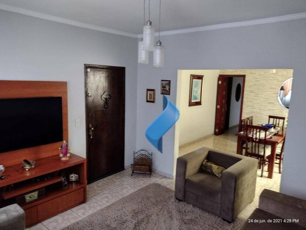 Casa à venda com 3 quartos, 178m² - Foto 5