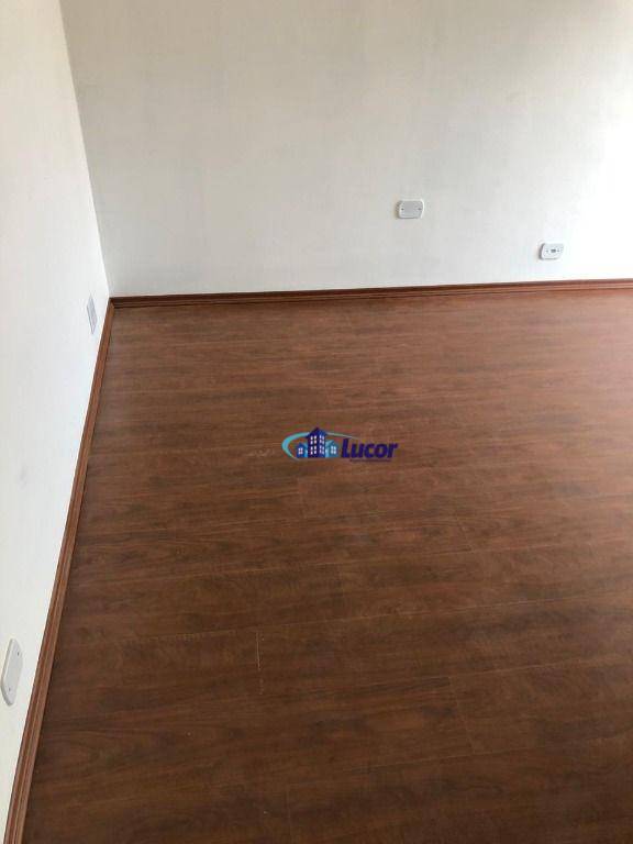 Sobrado à venda com 2 quartos, 220m² - Foto 8