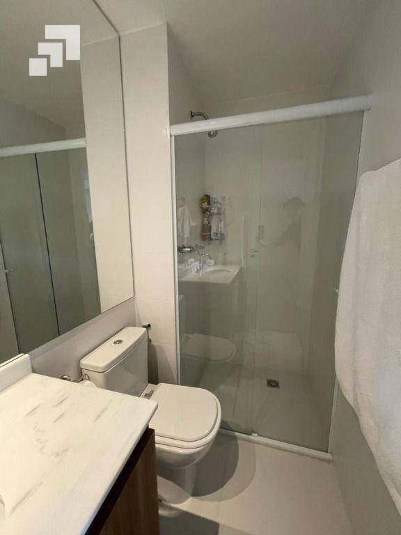 Apartamento à venda com 2 quartos, 69m² - Foto 18