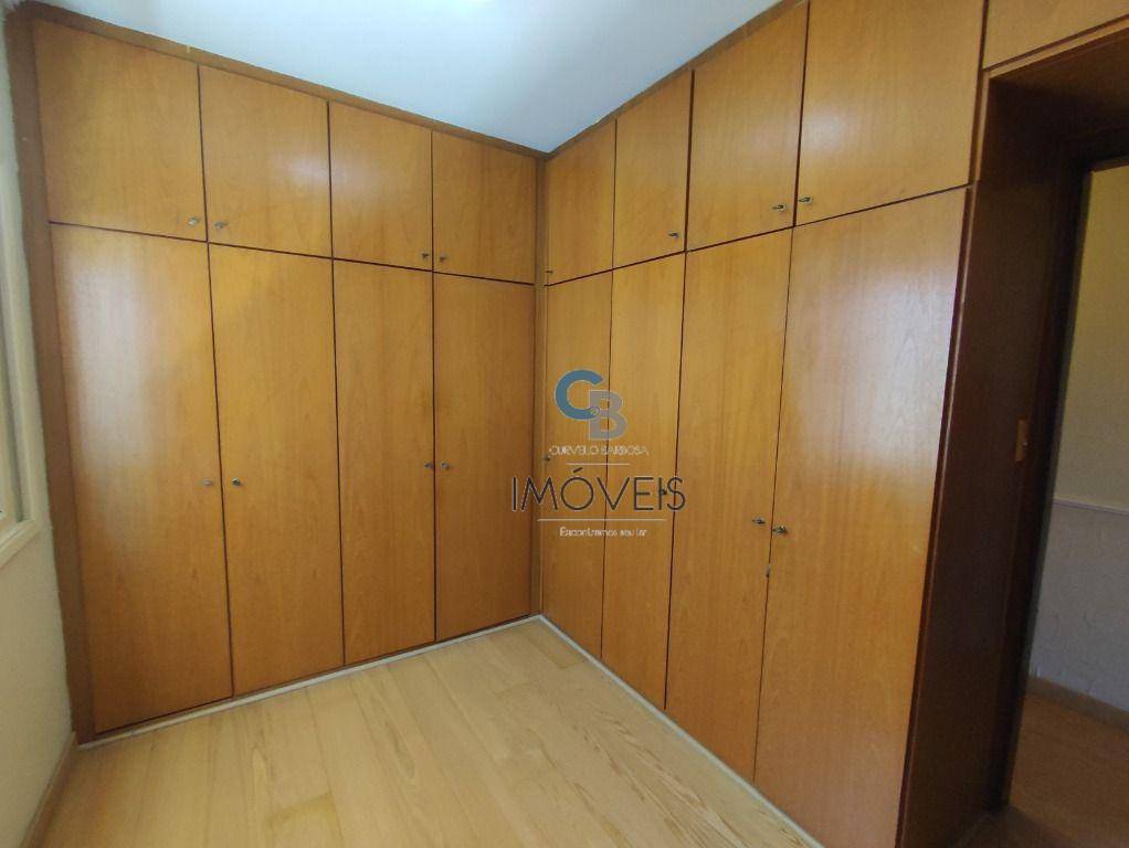 Sobrado à venda com 4 quartos, 300m² - Foto 33