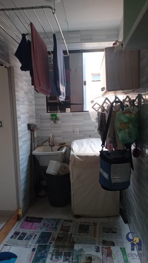 Apartamento à venda com 2 quartos, 65m² - Foto 12