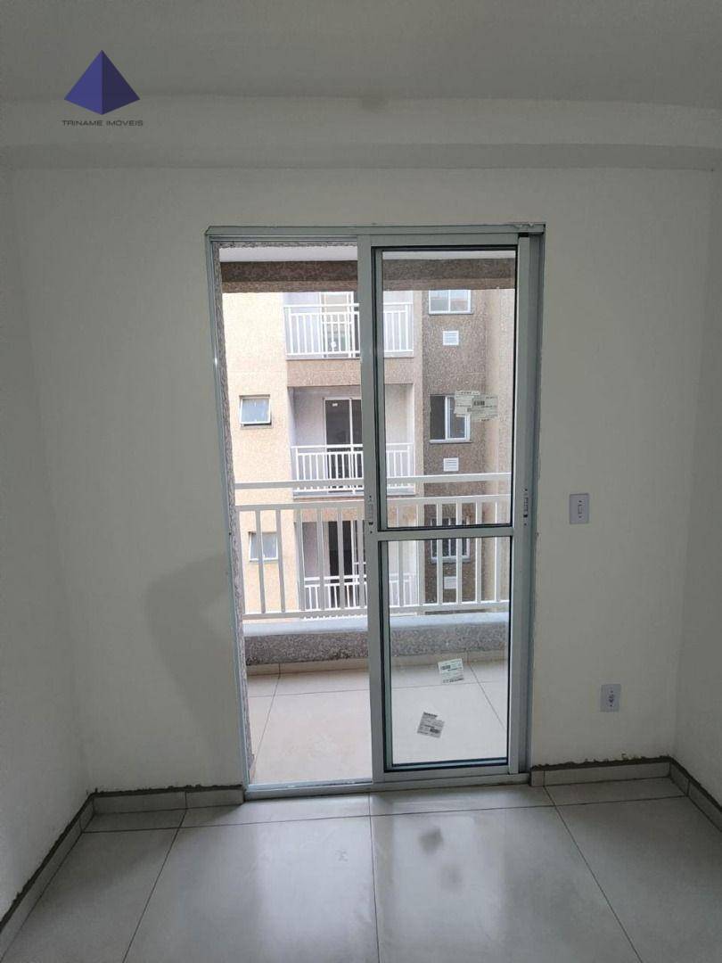 Apartamento à venda com 2 quartos, 46m² - Foto 4