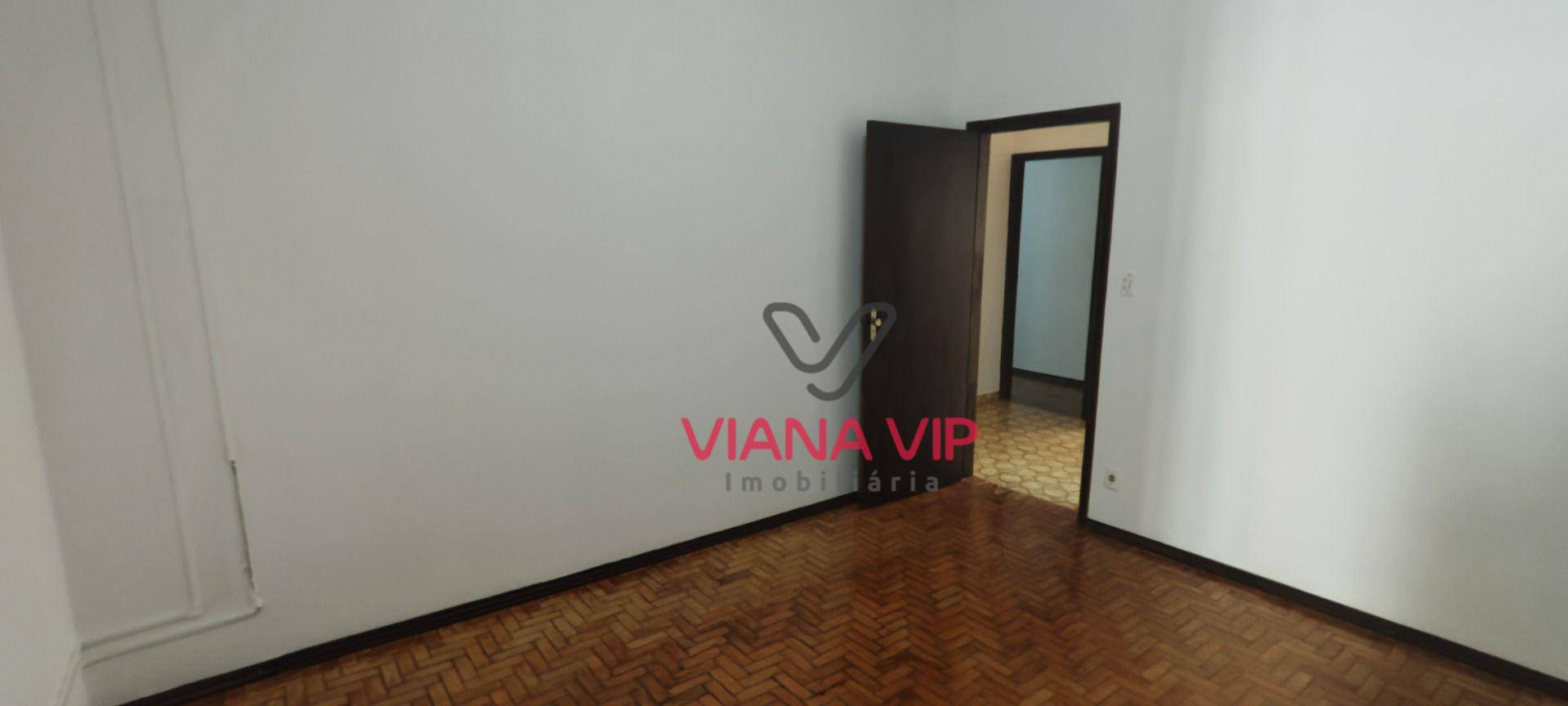 Casa à venda com 3 quartos, 180m² - Foto 19