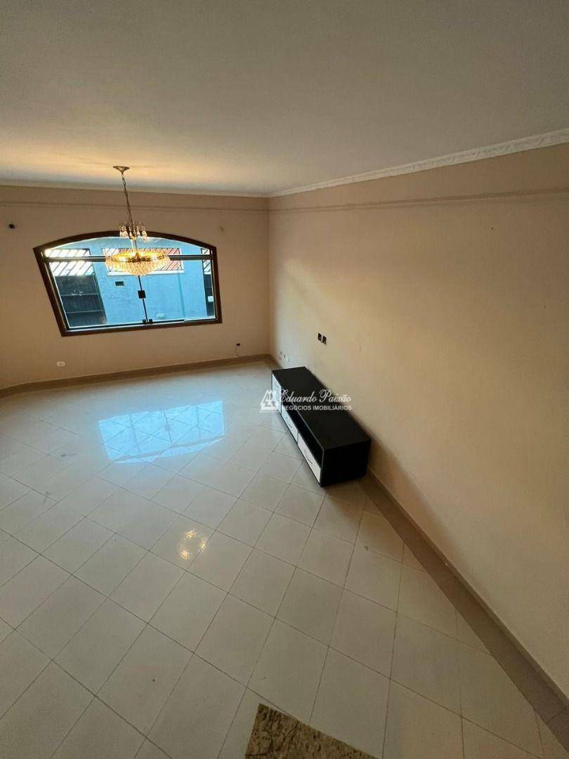 Sobrado à venda com 4 quartos, 550m² - Foto 13