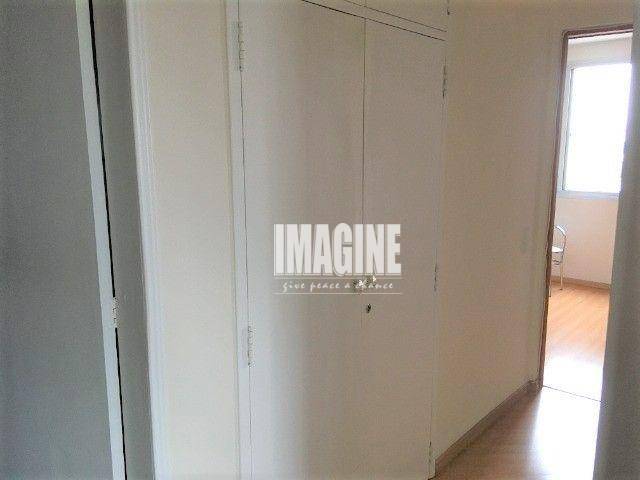 Apartamento à venda com 3 quartos, 93m² - Foto 8