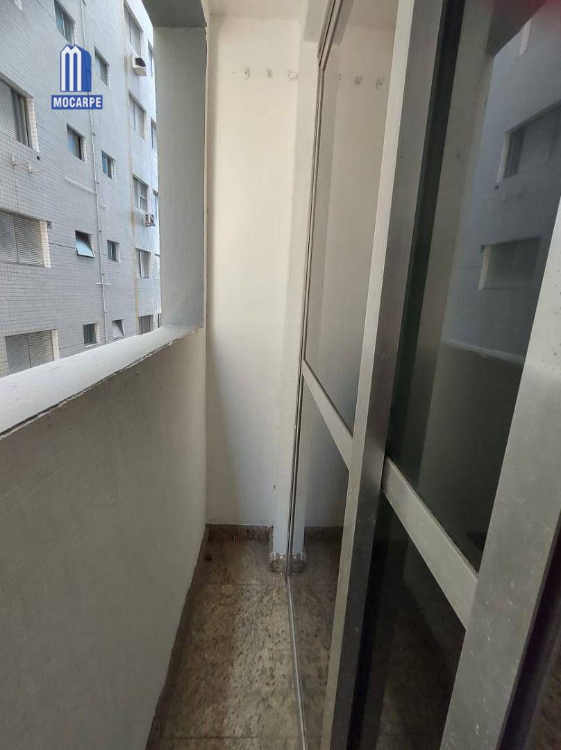 Apartamento à venda com 1 quarto, 60m² - Foto 3