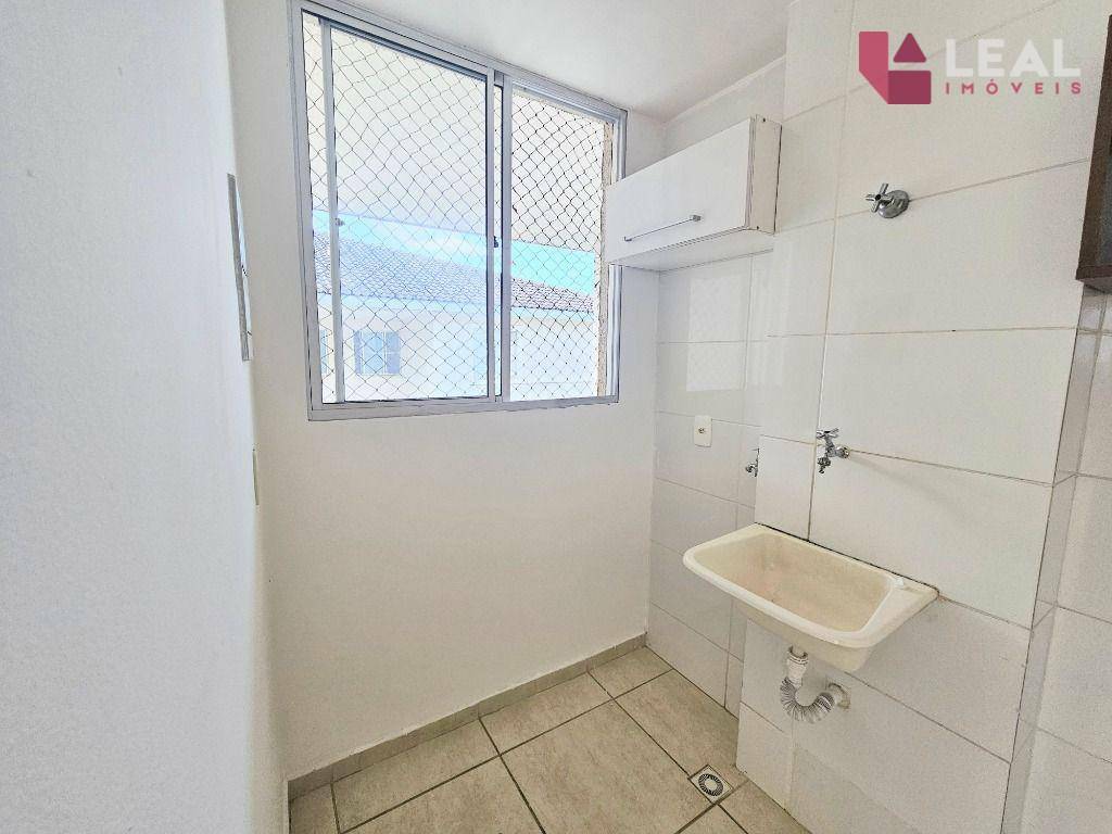 Apartamento para alugar com 2 quartos, 50m² - Foto 5