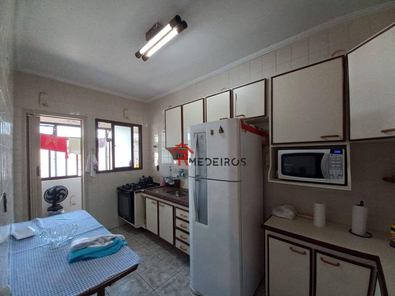 Apartamento à venda com 1 quarto, 50m² - Foto 5