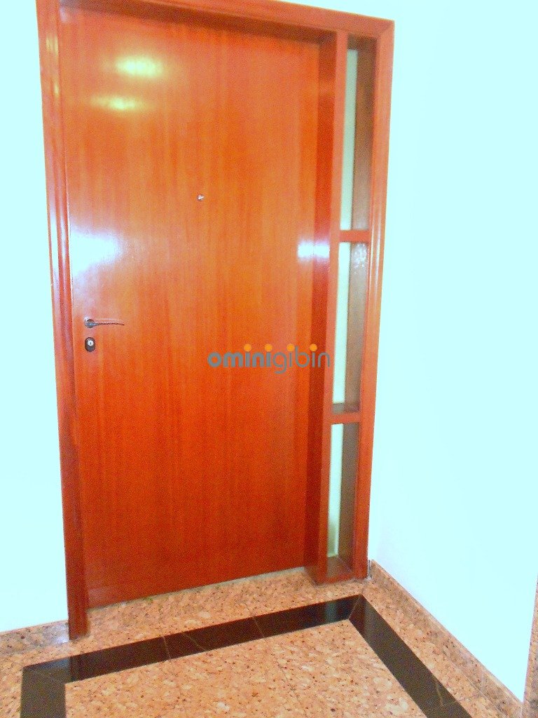 Apartamento à venda com 3 quartos, 147m² - Foto 4