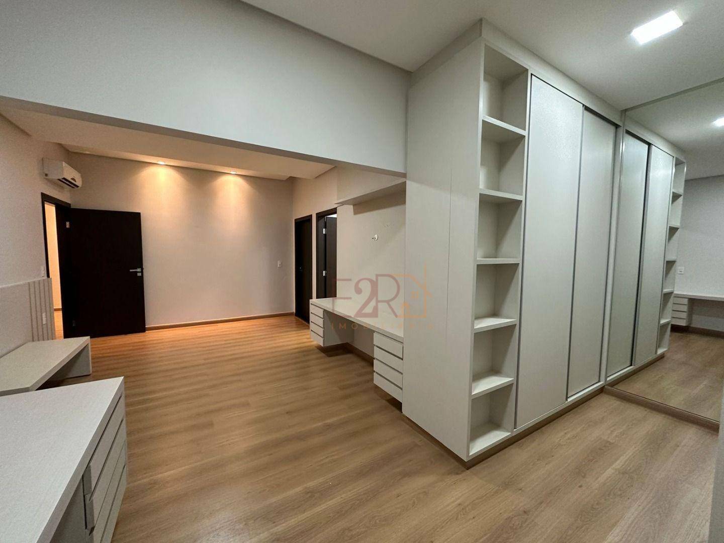 Casa de Condomínio à venda com 4 quartos, 580m² - Foto 10