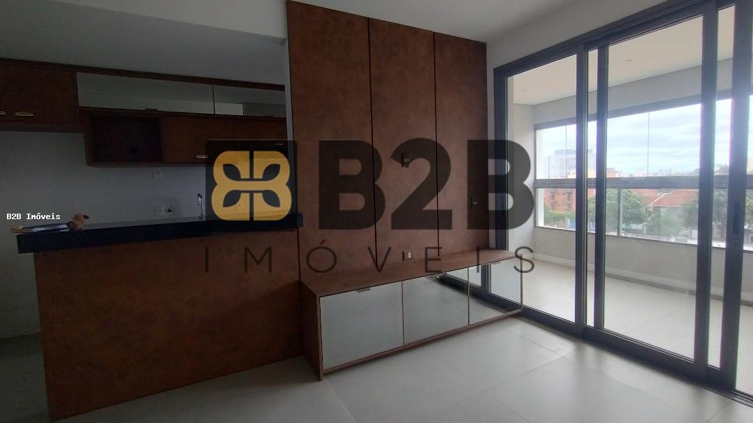 Apartamento à venda com 3 quartos, 96m² - Foto 10