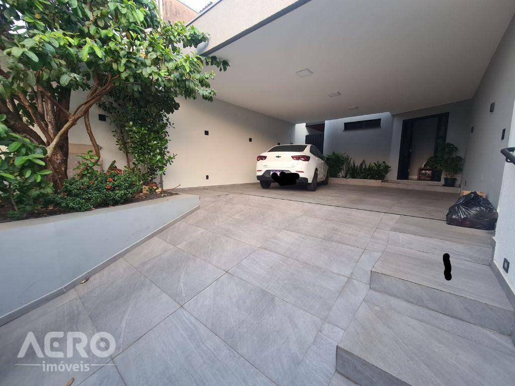 Casa à venda com 3 quartos, 252m² - Foto 3