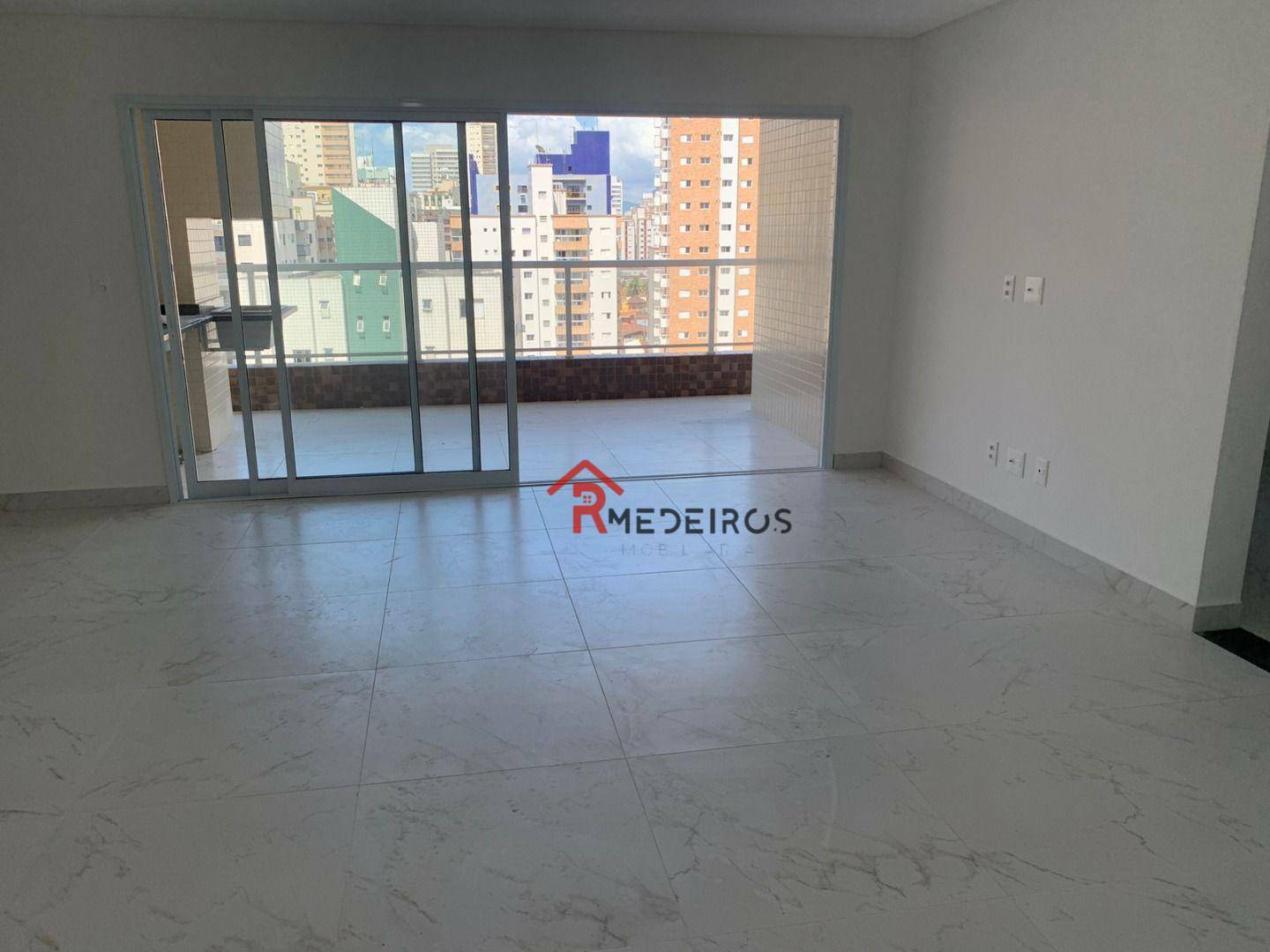 Apartamento à venda com 3 quartos, 147m² - Foto 1