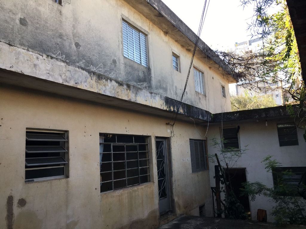 Casa à venda com 4 quartos, 180m² - Foto 2