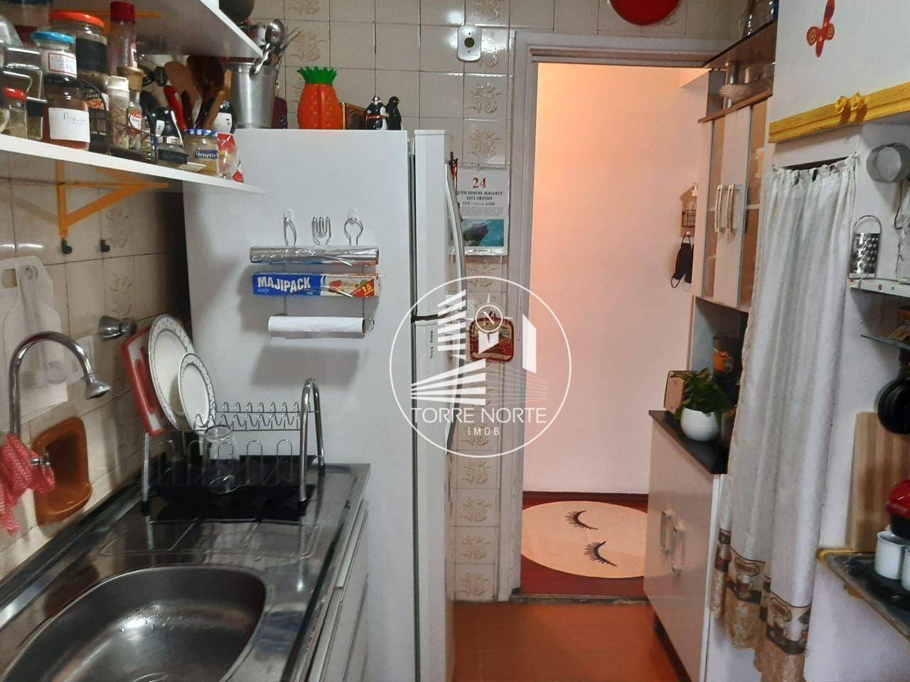 Apartamento à venda com 2 quartos, 60m² - Foto 15