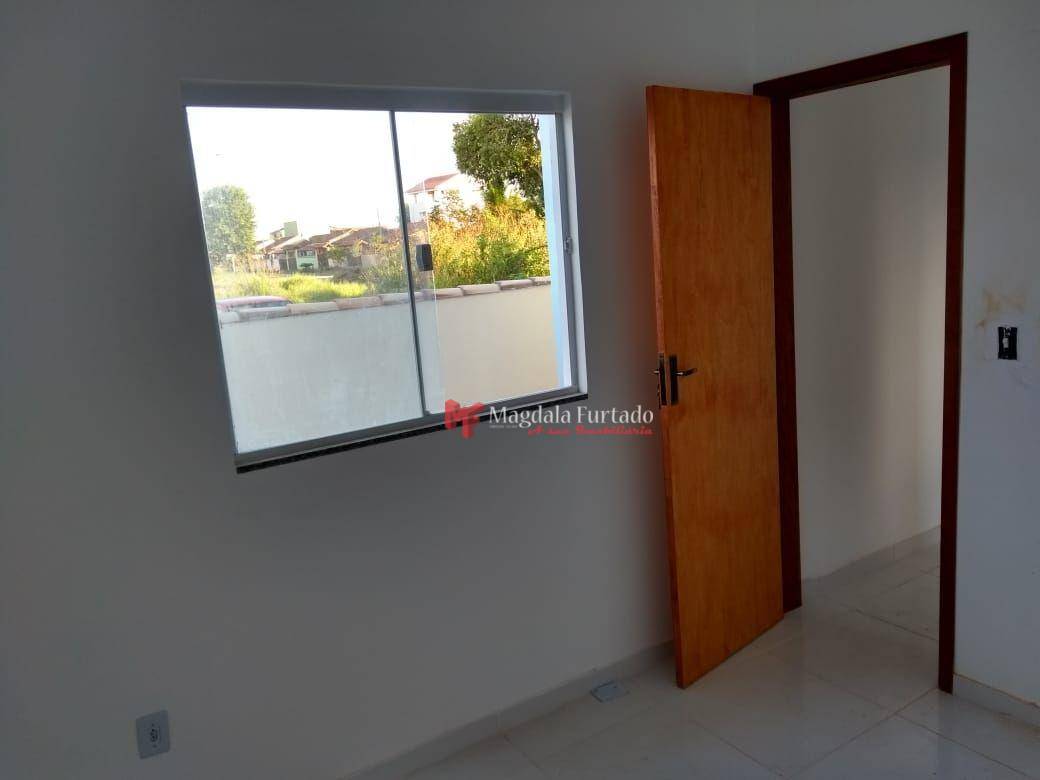 Casa à venda com 2 quartos, 70m² - Foto 15