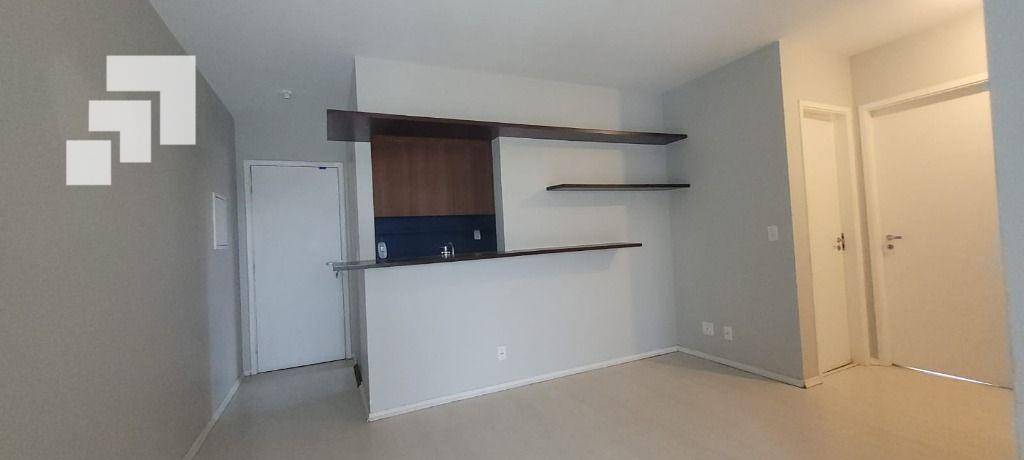 Apartamento à venda com 3 quartos, 59m² - Foto 7