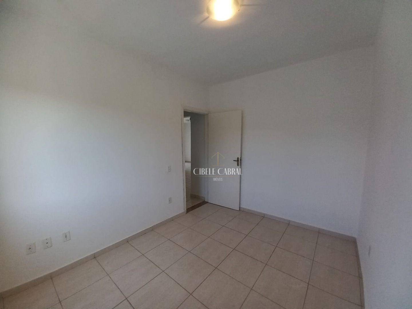 Apartamento para alugar com 2 quartos, 65m² - Foto 11