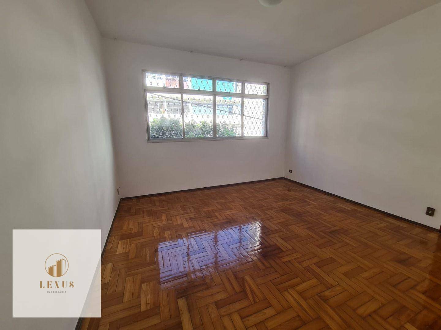 Apartamento à venda com 3 quartos, 136m² - Foto 2