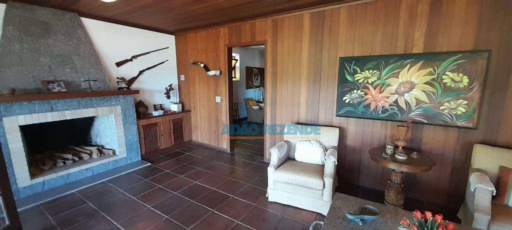 Casa à venda com 3 quartos, 369m² - Foto 17