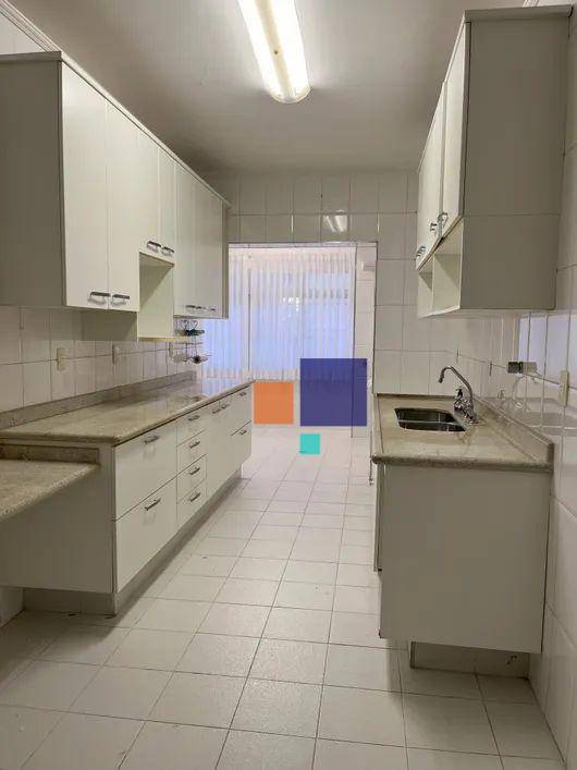 Apartamento à venda com 3 quartos, 130m² - Foto 6