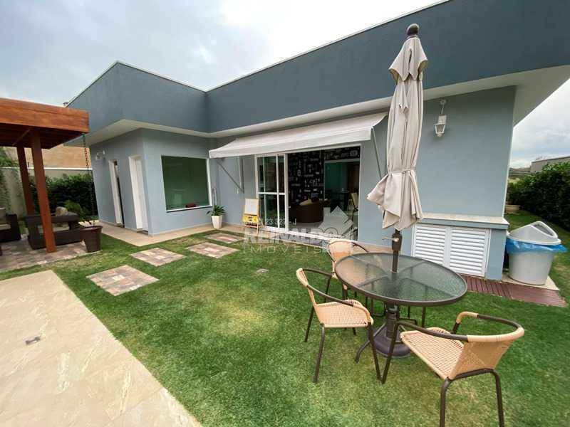 Casa de Condomínio à venda com 3 quartos, 290m² - Foto 24