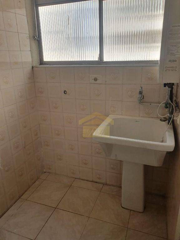 Apartamento à venda com 2 quartos, 60m² - Foto 4