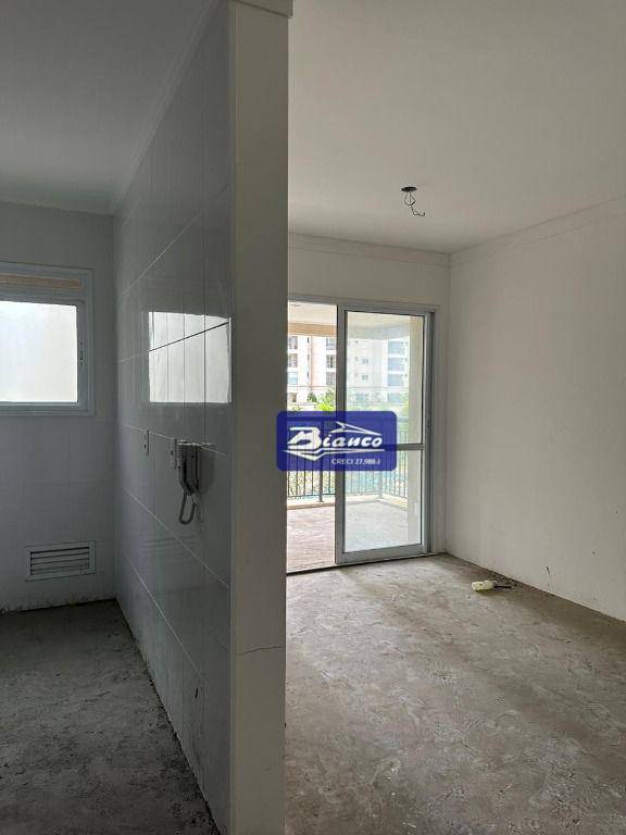 Apartamento à venda com 2 quartos, 68m² - Foto 19