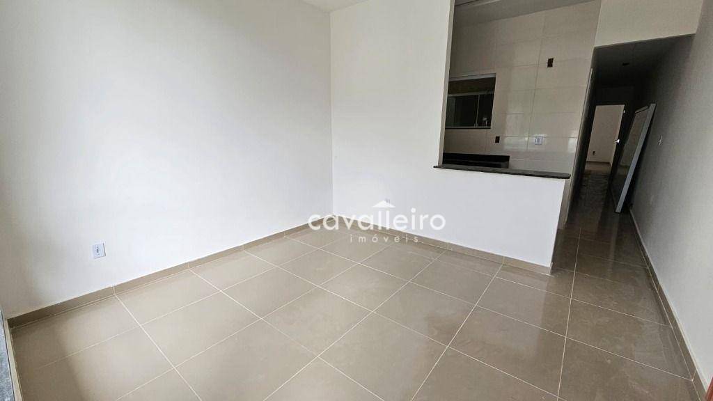 Casa à venda com 2 quartos, 64m² - Foto 6