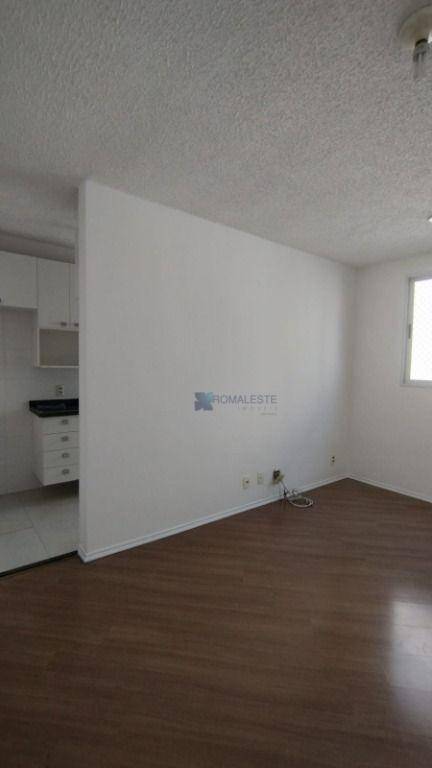 Apartamento à venda com 2 quartos, 45m² - Foto 12