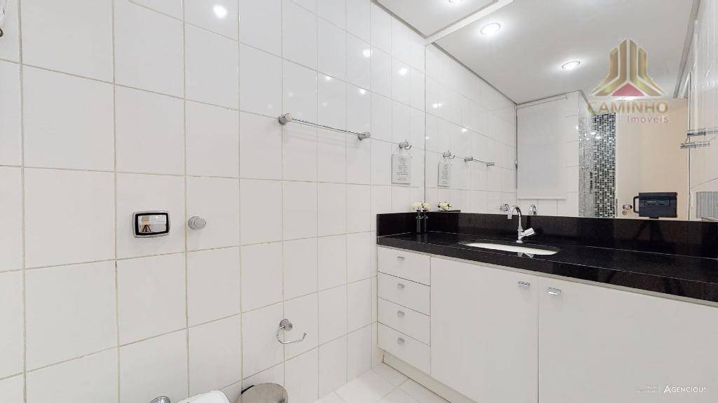 Apartamento à venda com 3 quartos, 122m² - Foto 21