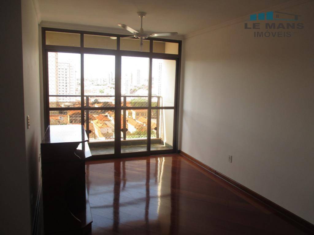 Apartamento à venda com 2 quartos, 86m² - Foto 2