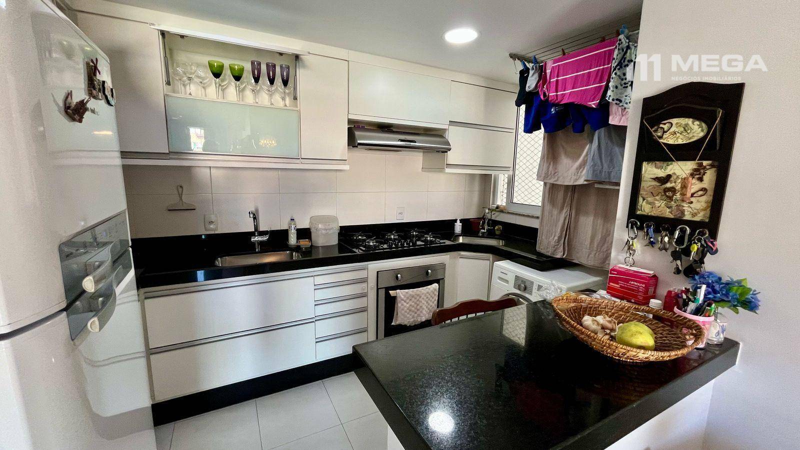 Apartamento à venda com 2 quartos, 62m² - Foto 8