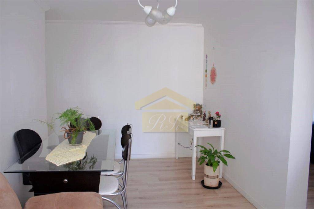 Apartamento à venda com 2 quartos, 52m² - Foto 15