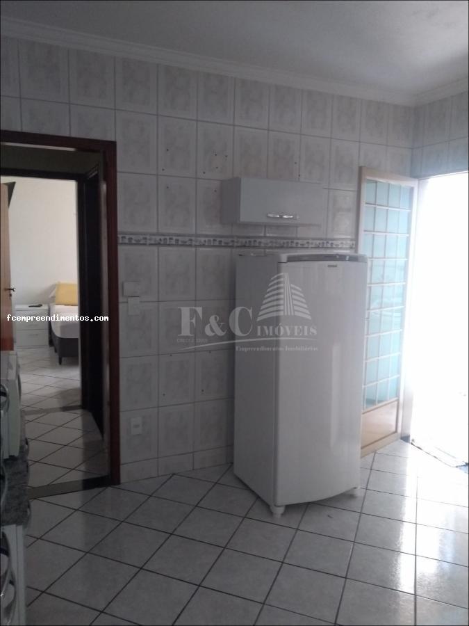 Casa à venda com 2 quartos, 200m² - Foto 5