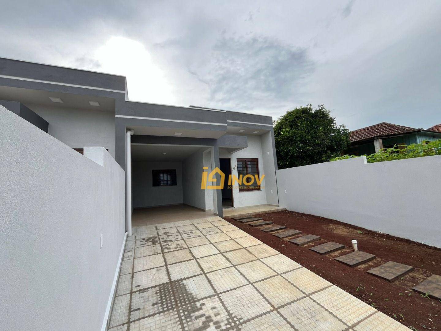 Casa à venda com 2 quartos, 74m² - Foto 4