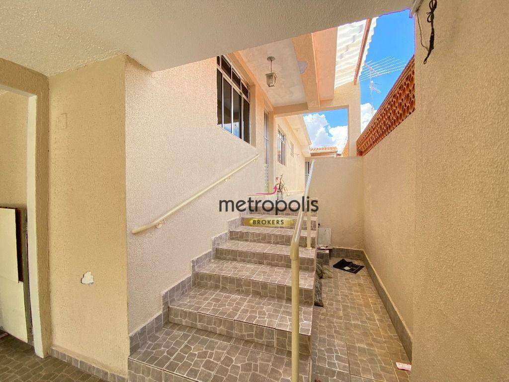 Casa para alugar com 2 quartos, 70m² - Foto 18