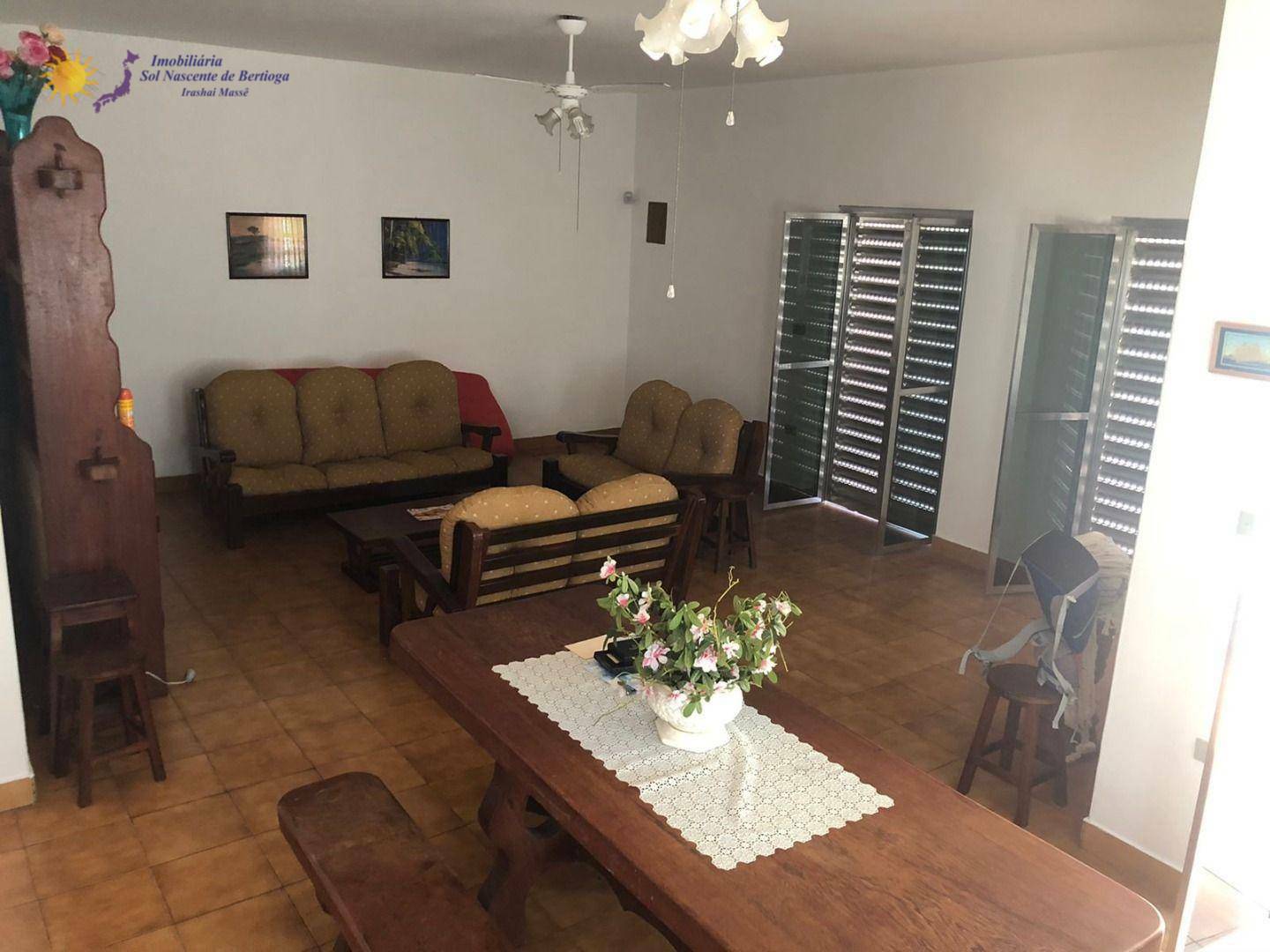 Casa à venda com 3 quartos, 195m² - Foto 14